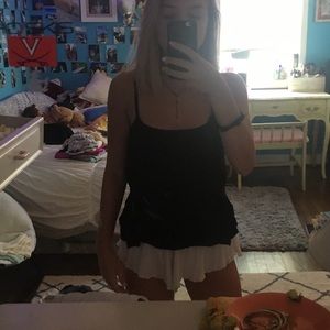 VOLCOM black tank with detail